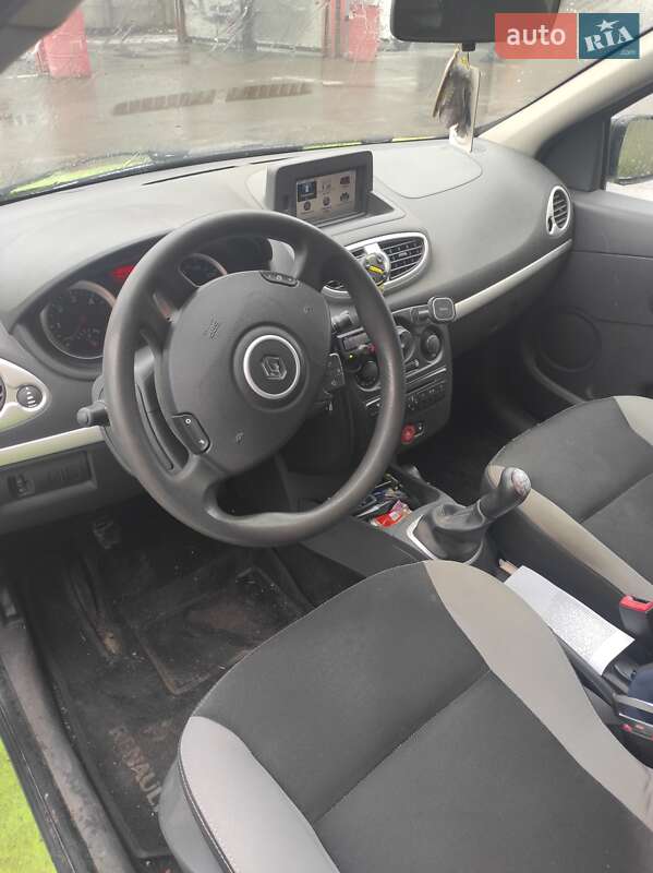Универсал Renault Clio 2012 в Нежине