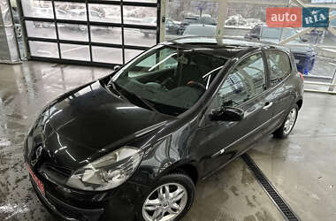 Хетчбек Renault Clio 2005 в Луцьку