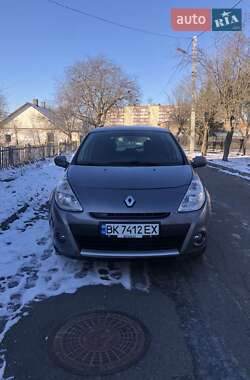 Хэтчбек Renault Clio 2010 в Ровно