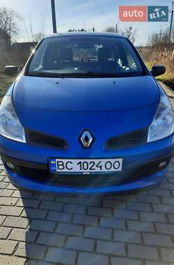 Хетчбек Renault Clio 2005 в Львові