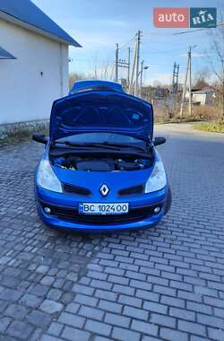 Хетчбек Renault Clio 2005 в Львові