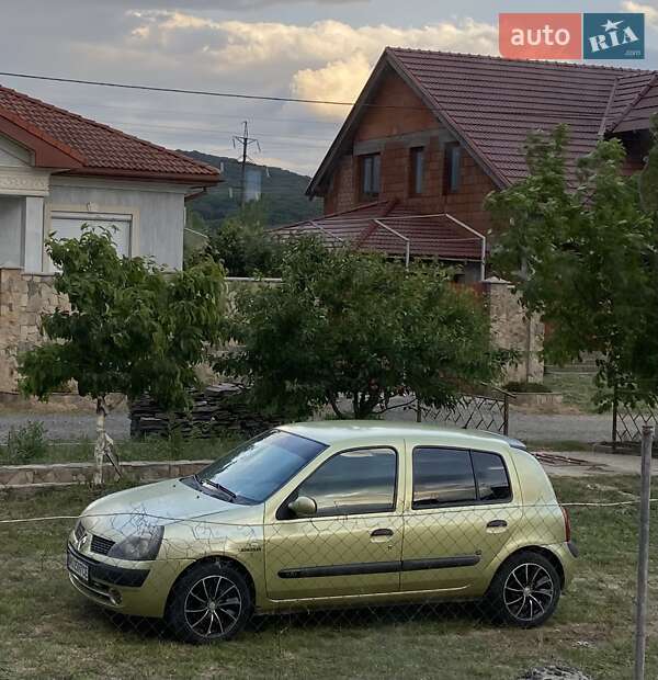 Renault Clio 2003