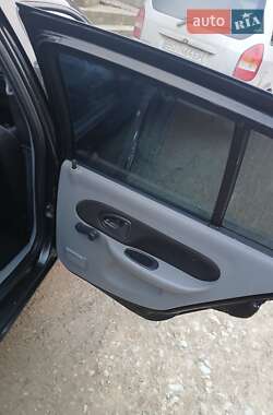Седан Renault Clio 2007 в 