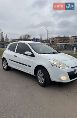 Хетчбек Renault Clio 2011 в Кривому Розі