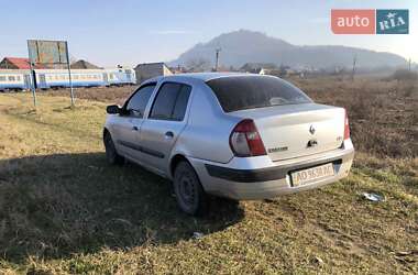 Седан Renault Clio 2006 в Хусті