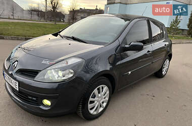 Хетчбек Renault Clio 2006 в Калуші