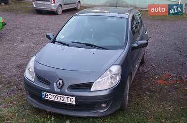 Хетчбек Renault Clio 2006 в Дрогобичі