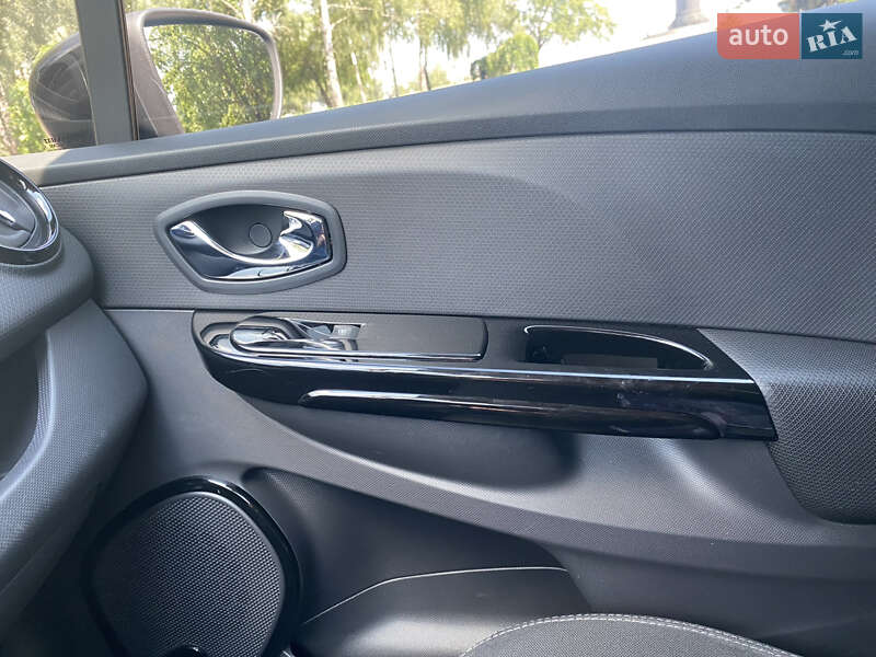 Универсал Renault Clio 2013 в Житомире фото 5 Универсал Renault Clio 2013 в Житомире