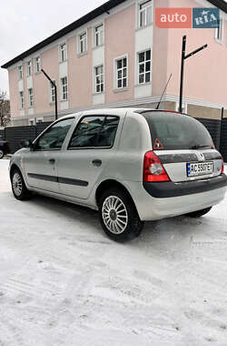 Хэтчбек Renault Clio 2003 в Луцке