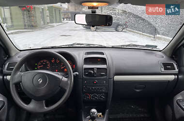 Хэтчбек Renault Clio 2003 в Луцке