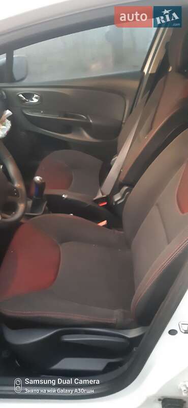 Универсал Renault Clio 2014 в Львове