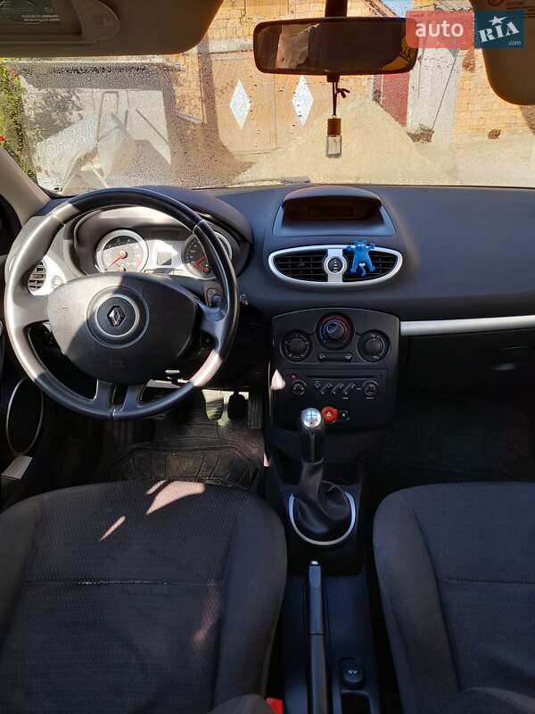 Універсал Renault Clio 2007 в Заліщиках