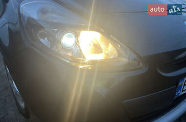 Универсал Renault Clio 2009 в 
