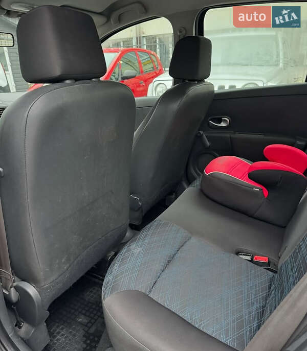 Хетчбек Renault Clio 2008 в Чернігові