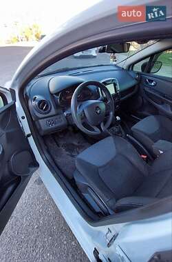 Хетчбек Renault Clio 2015 в 