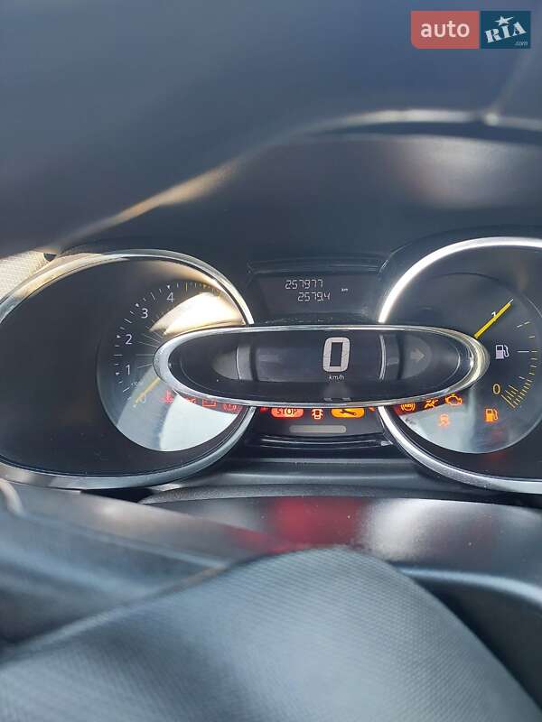 Хэтчбек Renault Clio 2013 в Кропивницком