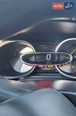 Хэтчбек Renault Clio 2013 в 