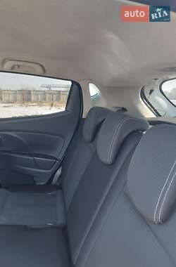 Хэтчбек Renault Clio 2013 в 