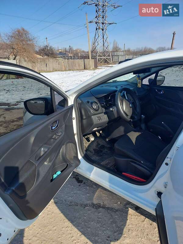 Хэтчбек Renault Clio 2013 в Кропивницком