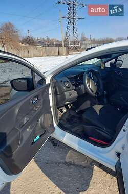 Хэтчбек Renault Clio 2013 в 
