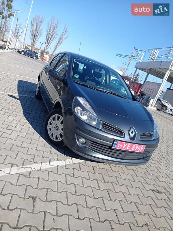 Хэтчбек Renault Clio 2006 в Виннице