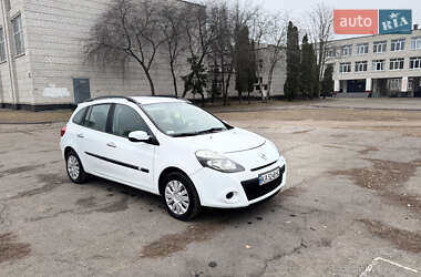 Универсал Renault Clio 2011 в 