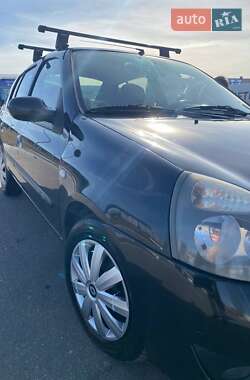 Седан Renault Clio 2006 в 