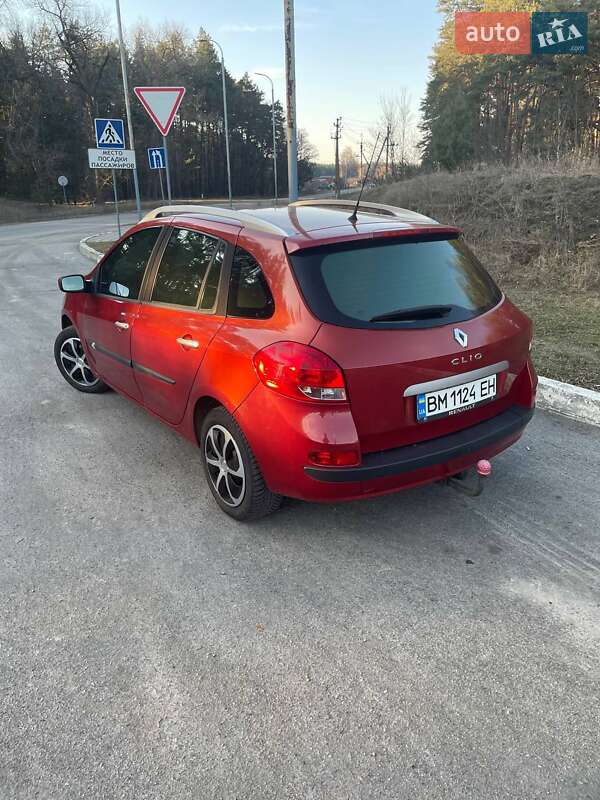 Универсал Renault Clio 2008 в Лебедине