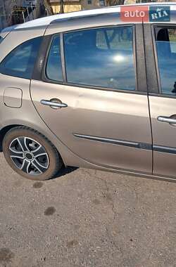 Универсал Renault Clio 2008 в 