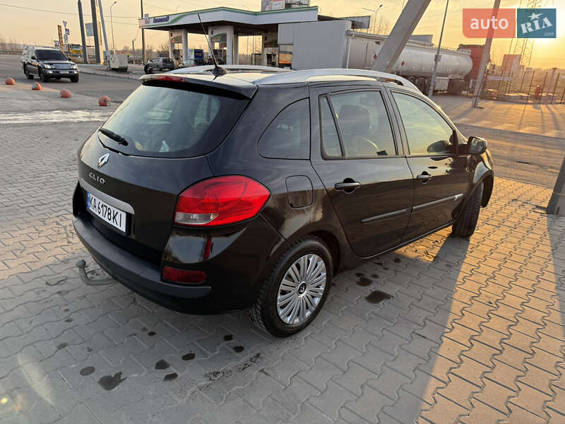 Универсал Renault Clio 2012 в Киеве