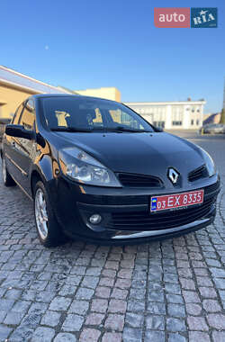 Хэтчбек Renault Clio 2007 в Луцке