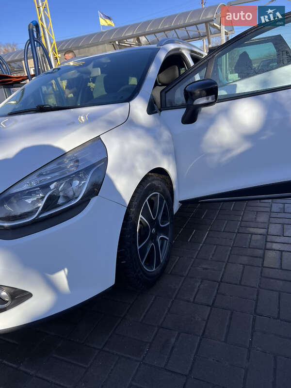Универсал Renault Clio 2015 в Казатине фото 2 Универсал Renault Clio 2015 в Казатине