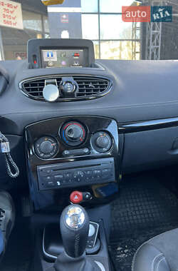 Универсал Renault Clio 2011 в 
