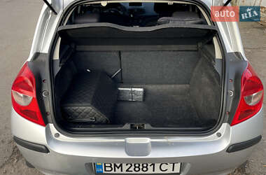 Хэтчбек Renault Clio 2007 в 