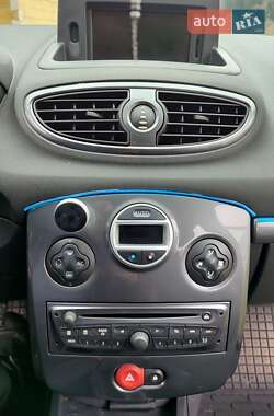 Универсал Renault Clio 2010 в 
