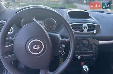 Универсал Renault Clio 2007 в 
