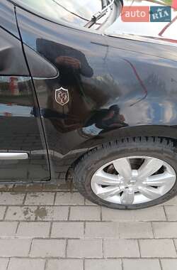 Універсал Renault Clio 2012 в 