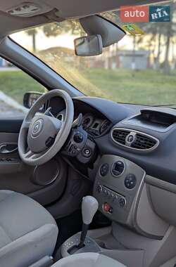 Хэтчбек Renault Clio 2008 в 