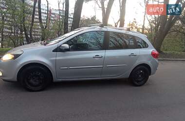 Универсал Renault Clio 2010 в 