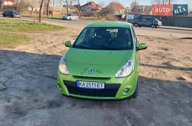 Хэтчбек Renault Clio 2009 в 