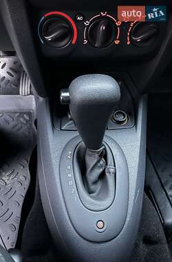 Седан Renault Clio 2007 в 