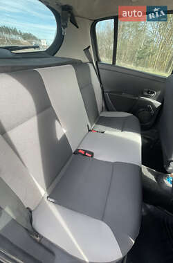 Хэтчбек Renault Clio 2011 в 