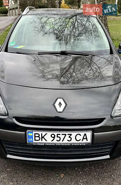 Универсал Renault Clio 2012 в 