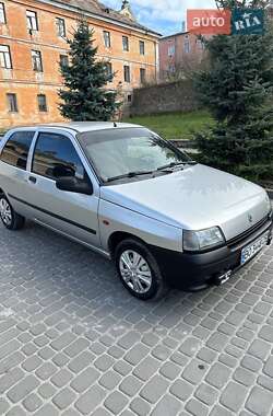 Хэтчбек Renault Clio 1991 в 