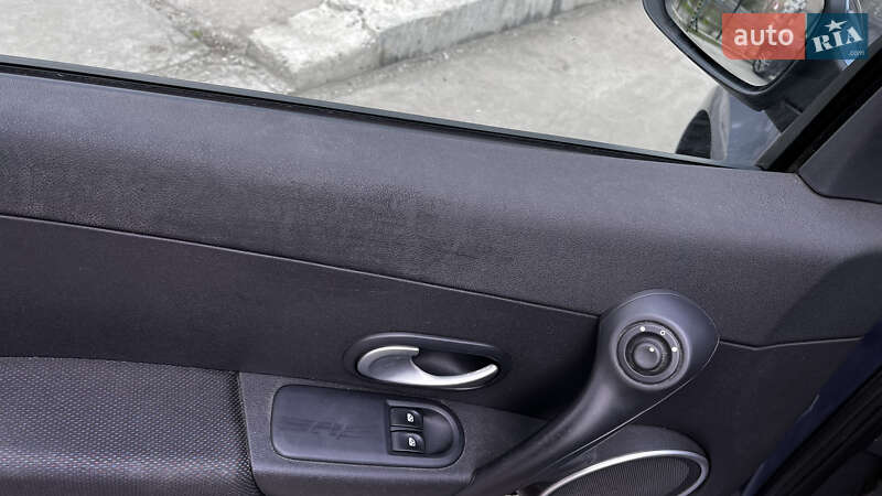 Универсал Renault Clio 2008 в Запорожье