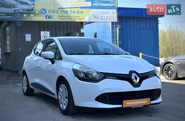 Renault Clio 2015