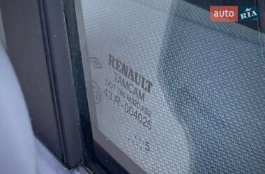 Хетчбек Renault Clio 2015 в 