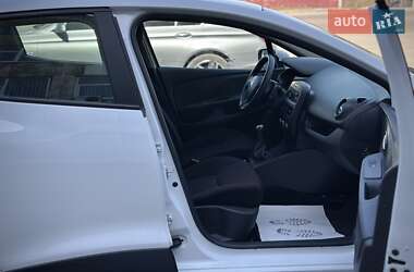 Хетчбек Renault Clio 2015 в 