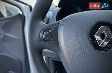 Хетчбек Renault Clio 2015 в 