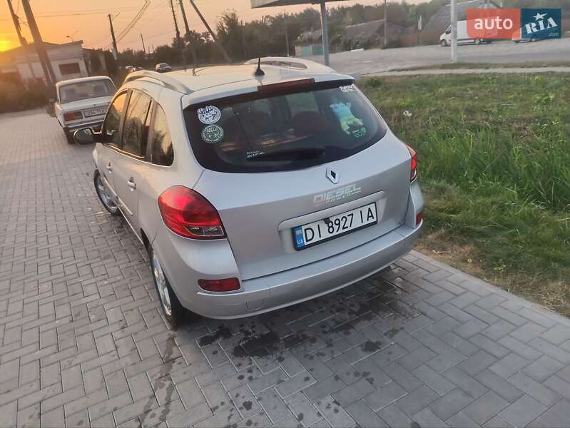 Универсал Renault Clio 2011 в Троянове фото 16 Универсал Renault Clio 2011 в Троянове